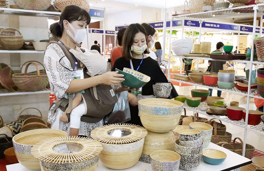 Các hoạt động nổi bật bên trong Hội chợ thủ công mỹ nghệ và quà tặng Lifestyle Việt Nam 2015